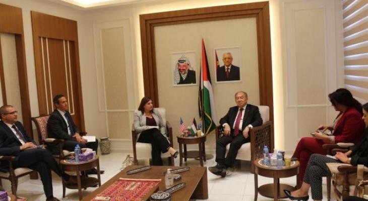 طالع تفاصيل لقاء الوزير العسيلي بمديرة بعثة الوكالة الأميركية للتنمية الدولية في فلسطين