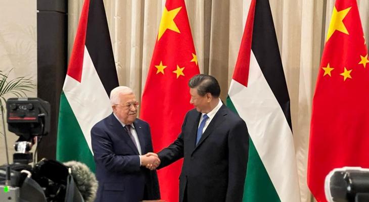 الرئيس عباس يلتقي بنظيره الصيني في الرياض