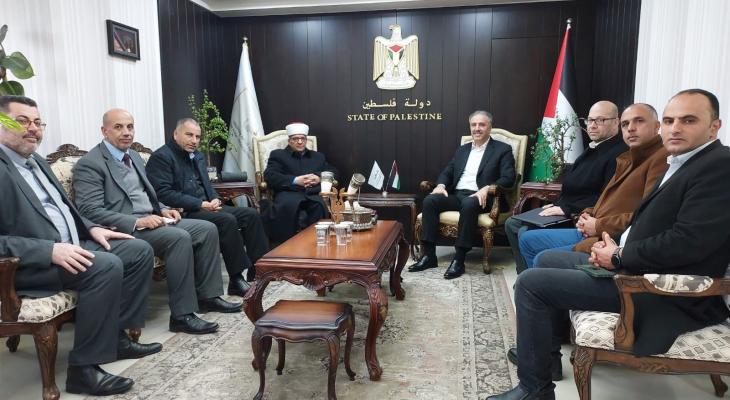 الوزير عساف يلتقي بوزير الأوقاف في رام الله