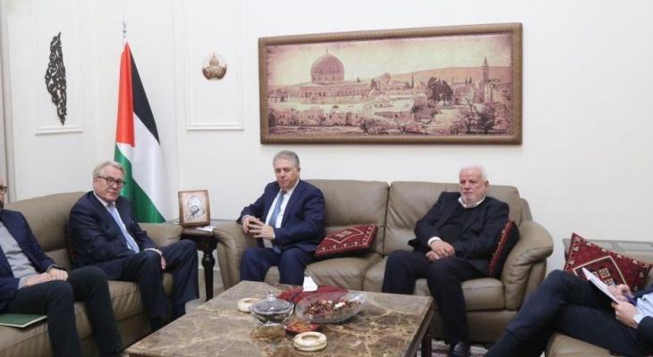 سفير فلسطين لدى لبنان يلتقى مع وينسلاند في بيروت