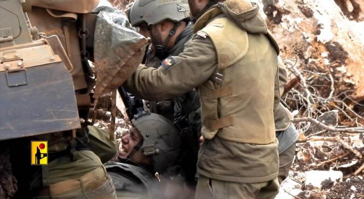 بالفيديو والصور: لحظة انتشال جنود إسرائيليين مصابين إثر انفجار لغم على حدود لبنان
