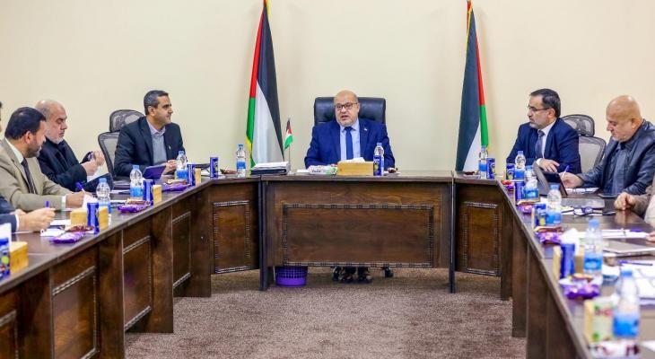 متابعة العمل الحكومي بغزّة تتخذ قرارات جديدة خلال جلستها الأسبوعية