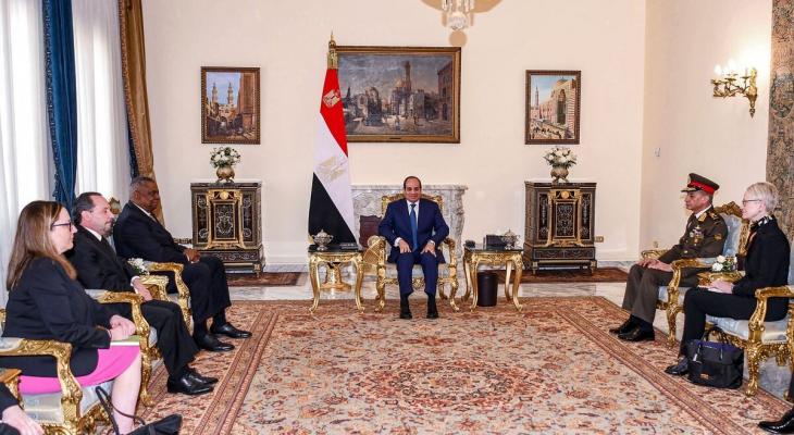 الرئيس المصري يلتقي بوزير الدفاع الأمريكي في القاهرة