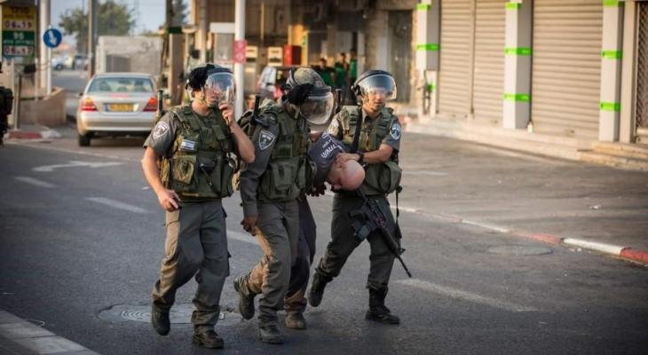قوات الاحتلال تعتقل شابًا من مدينة رام الله