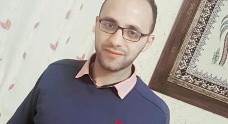 قوات الاحتلال تعتقل الكاتب والباحث ياسر مناع من نابلس