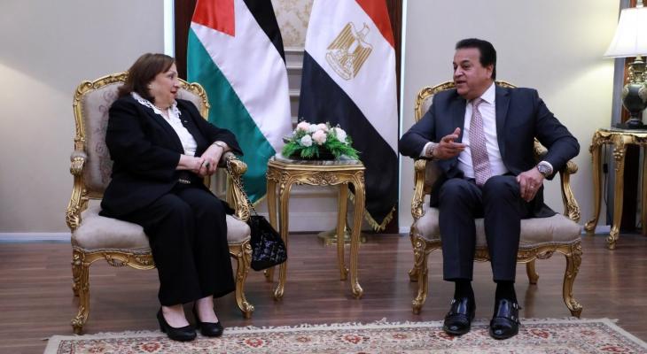 تفاصيل لقاء وزيرة الصحة مع نظيرها المصري في القاهرة