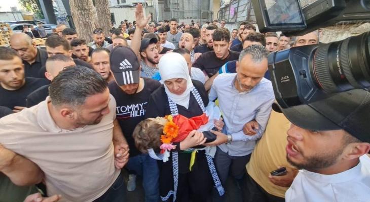 جثمان الشهيد الطفل حمد التميمي يصل مجمع فلسطين الطبي