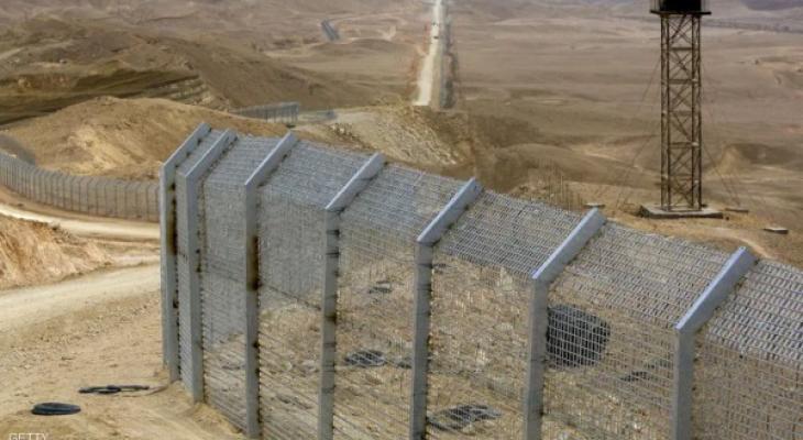قناة عبرية تكشف عن قرار "إسرائيلي" جديد في ظل التوتر على الحدود الشمالية 
