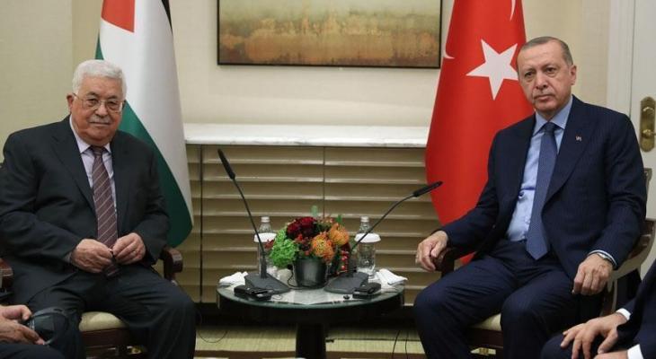 بدء الاجتماع الثنائي بين الرئيس عباس ونظيره التركي في أنقرة