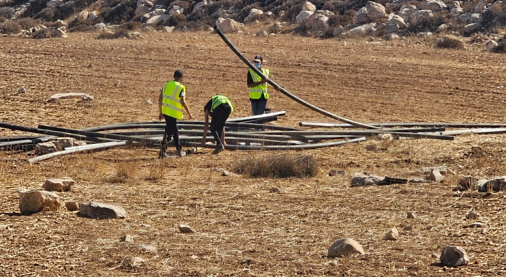الخليل: قوات الاحتلال تُدمر شبكة المياه الرئيسية في قربة سوسيا 