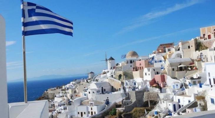 "موديز" ترفع تصنيف ديون اليونان السيادية درجتين