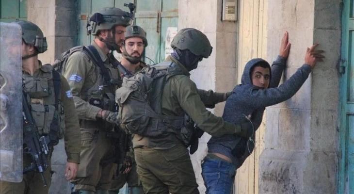 نادي الأسير الفلسطيني: "إسرائيل" تعتقل 200 طفل في سجونها 19RmT