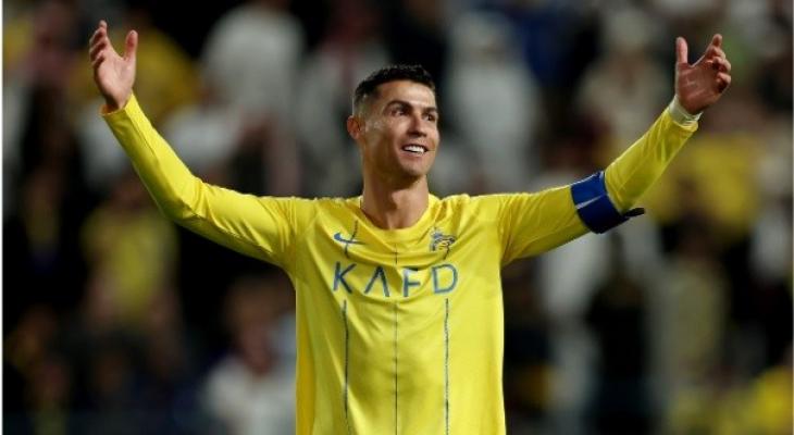 1كريستيانو رونالدو والنصر يوقعان عقدًا جديدًا.jpg