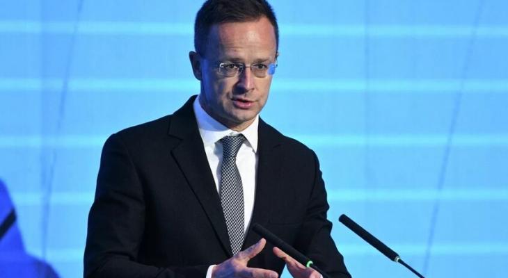 وزير الخارجية الهنغاري