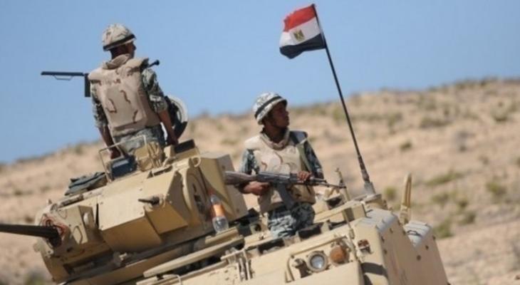اصابة 4 جنود مصريين إثر انفجار شمال سيناء