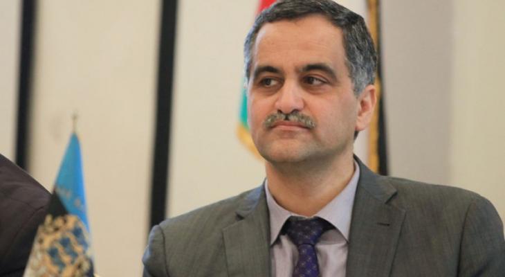 وزير الاتصالات