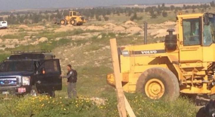 آليات الاحتلال تنتشر في قرية بير هداج بالنقب