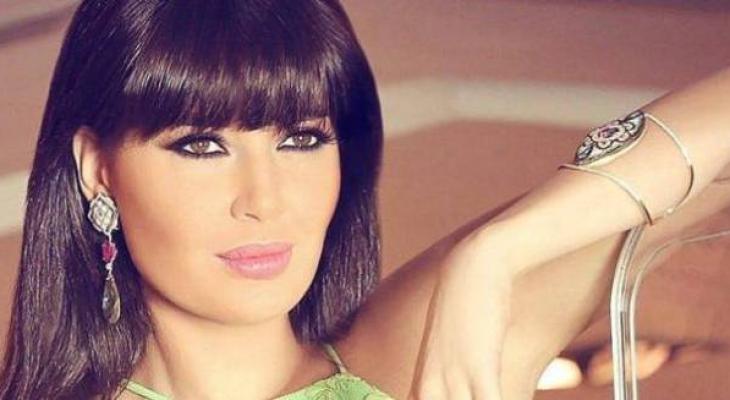 CYRINE_716593_large