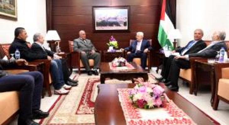 الرئيس يستقبل الأسير المحرر ابراهيم المسالمة