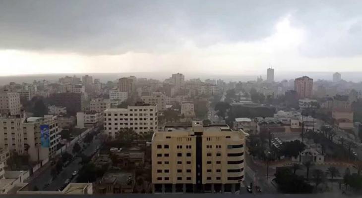 هطول أمطار على قطاع غزة
