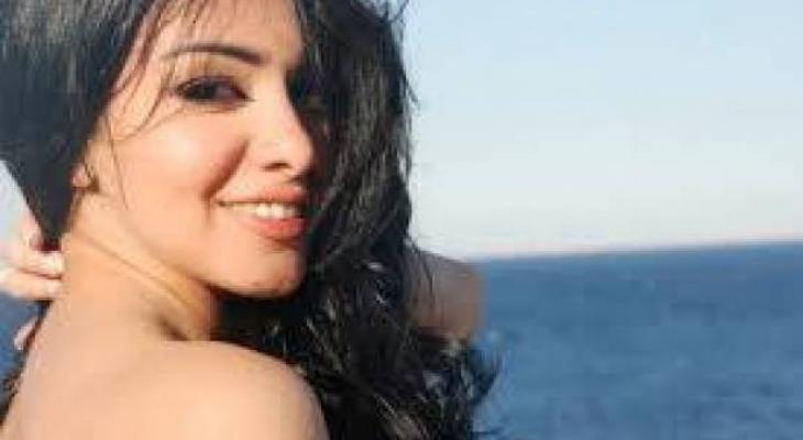 ميرهان حسين تهدد المخرجين بهذه الصور