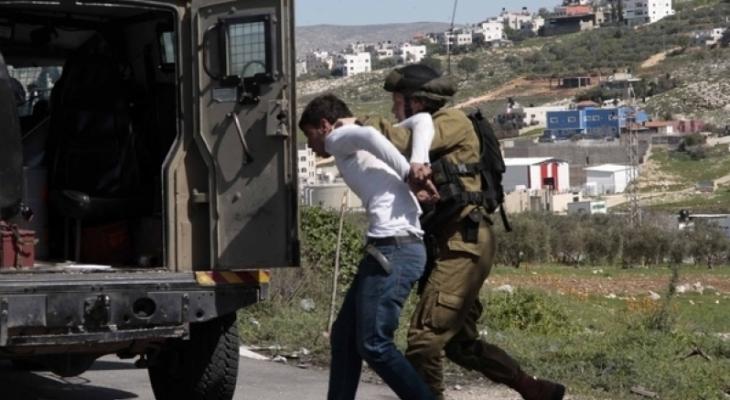 قوات الاحتلال تعتقل شاباً جنوب نابلس