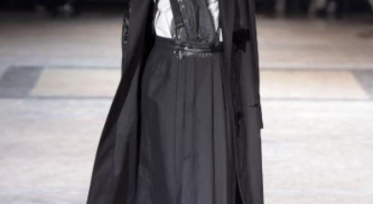 yohji-yamamoto-rtw-fall-2016-32-333x500