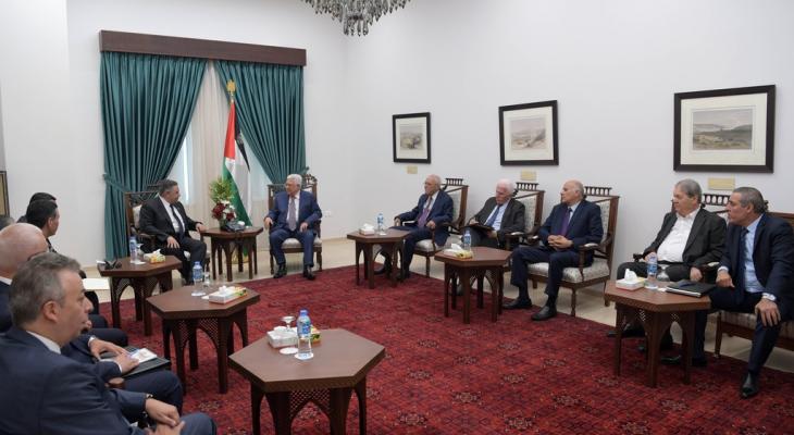صحيفة تكشف: الرئيس عباس سيتخذ قرارات صعبة في حال أتخذت حماس هذا القرار 