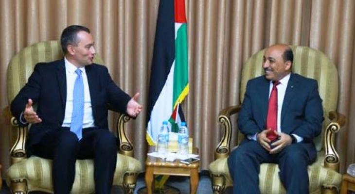 الحساينة يطلع ملادينوف