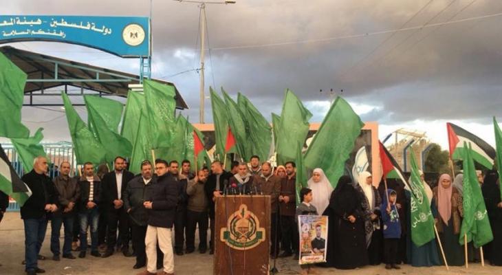 استقبال شعبي لأهالي أسرى من غزة تعرضوا لتهجم عضو كنيست إسرائيلي.jpg