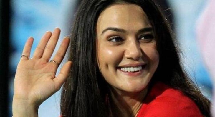 1457018336_preity_zinta_5