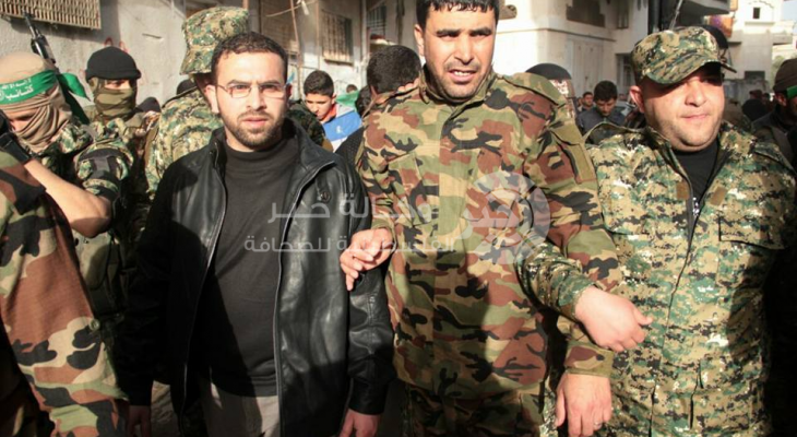 بالصور: الاحتلال يُفرج عن أحد قيادات "القسام" شمال القطاع