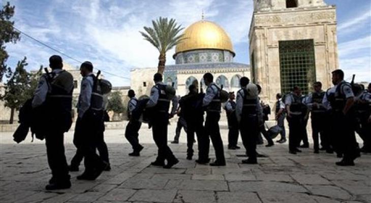 مستوطنون يجددون اقتحاماتهم الاستفزازية للأقصى