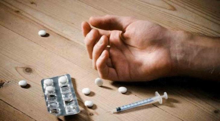 1415الحكم على متهم بتعاطي المخدرات مع قاصر بـ "الأشغال الشاقة المؤبدة"