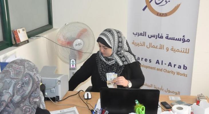 فارس العرب تصرف كفالات الايتام عن شهر أغسطس 2016