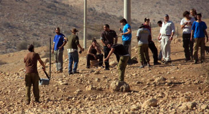 مستوطنون يستولون على مئات الدونمات في الأغوار