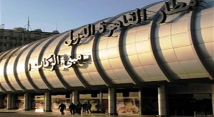 راكبة كويتية تصطحب ثعبانا طوله 2 متر وتتركه بالتاكسي بعد توصيلها لمطار القاهرة