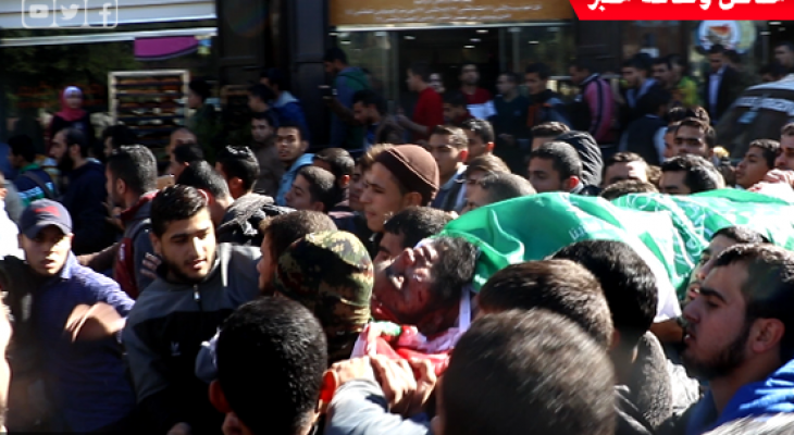 بالفيديو والصور: جماهير غفيرة تشيع جثامين 4 أشهداء ارتقوا خلال المواجهات الحدودية 