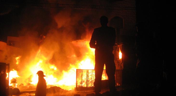 اندلاع حريق هائل في منزل بخانيونس وشبهات حول وجود فاعل أضرم النيران