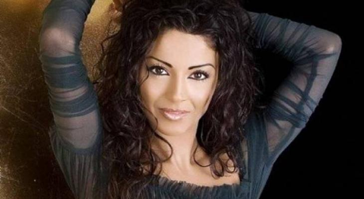 بعد اعتزالها لشهور.. اليكم مفاجأة دوللي شاهين!