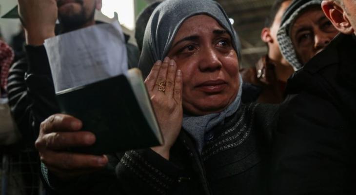 الأورومتوسطي: مأساة كبيرة يعيشها الفلسطينيون العالقين بالمعبر