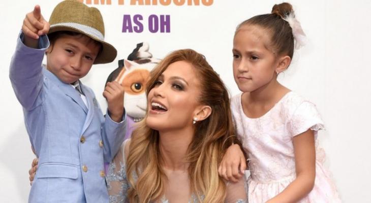 Jennifer-Lopez-Twins-Max-Emme-Home-Event-Photos-980x498