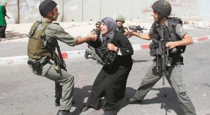 الاحتلال يعتقل مواطنة على حاجز جبع شمال القدس