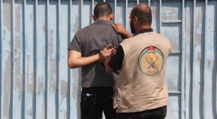 القبض على "نصّاب" انتحل شخصية مدير مؤسسة وحصل على 350 ألف $