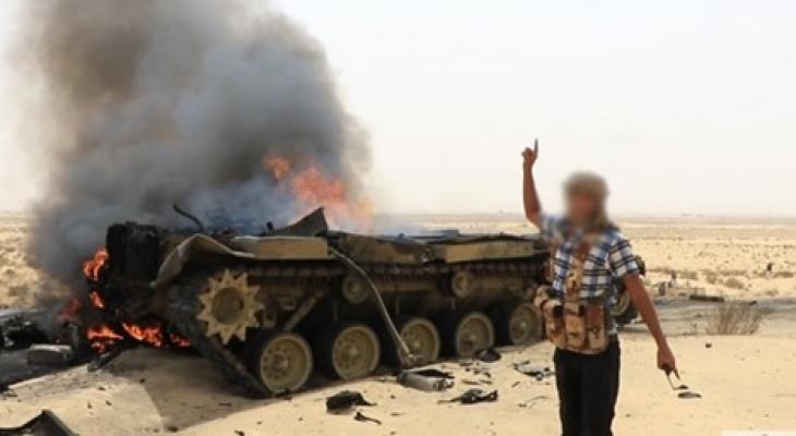 سيطرة تنظيم ولاية سيناء على دبابات الجيش المصري 