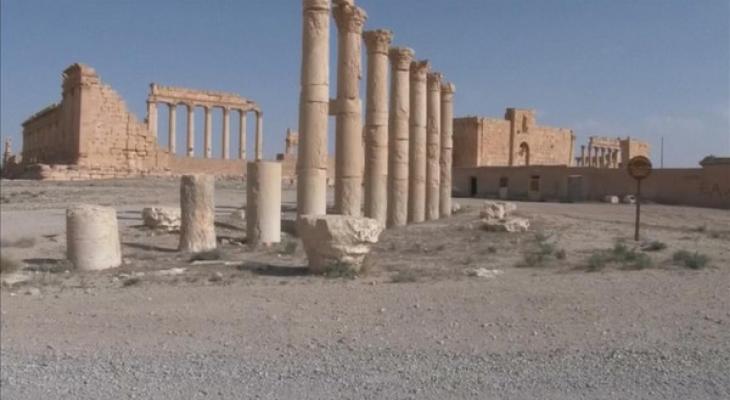 داعش يقترب مجددا من تدمر الأثرية ويقتل 15 من قوات الأسد