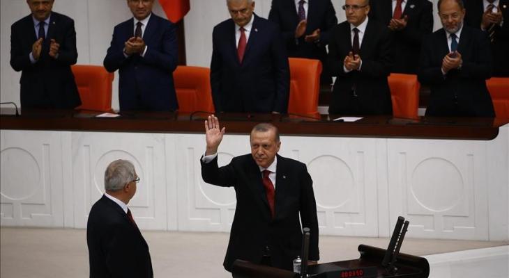 أردوغان يؤدي اليمين الدستورية لتنتقل تركيا رسميا إلى النظام الرئاسي