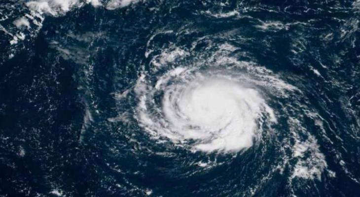 3 ولايات أمريكية تعلن حالة الطوارئ بسبب إعصار فلورنس.jpg