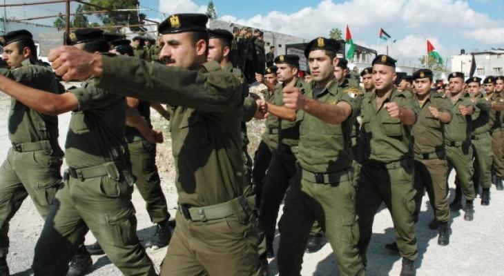 اللواء عطا الله يكشف عن أعداد الأجهزة الأمنية الذين سيعودون إلى عملهم بغزة