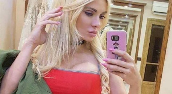 بالصورة: تعرّفوا إلى والدة ميريام كلينك الصربية.. هل تشبهها؟!